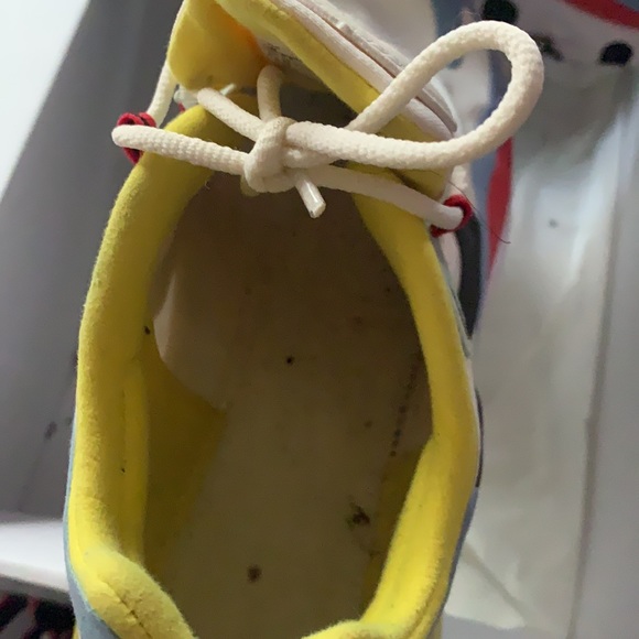 Air Max 270 React - Picture 5 of 8